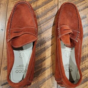 Ecco Rust Suede Loafers